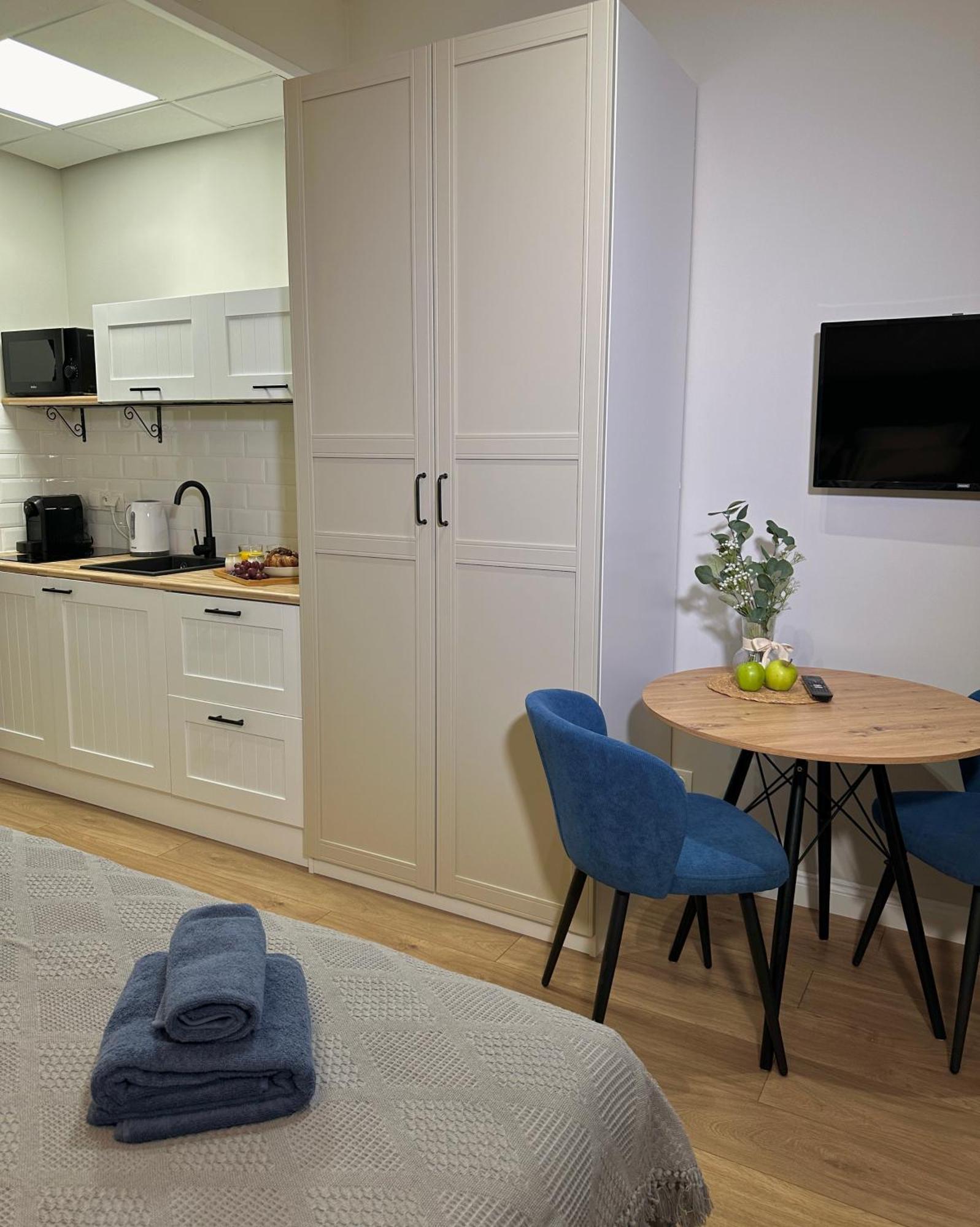 Sky Tower Apartments Varsovie Extérieur photo